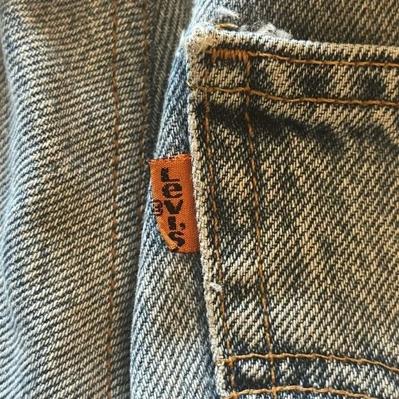 Levi’s 25 vintage 560’s RARE orange tab altered, great silhouette, great cond
